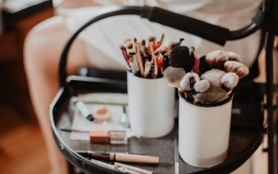 Maquillage stratégique 2024 : routines minimalistes, innovations vertes et pigments durables