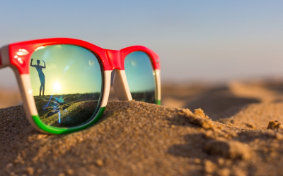 Lunettes de soleil 2024: tech, écologie et hype mondiale