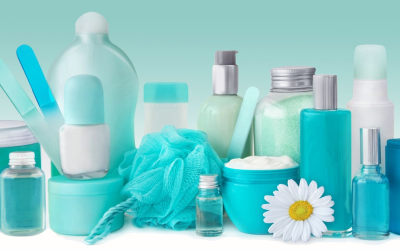 Maquillage révélateur: 64 % de Françaises boostent leur confiance quotidienne